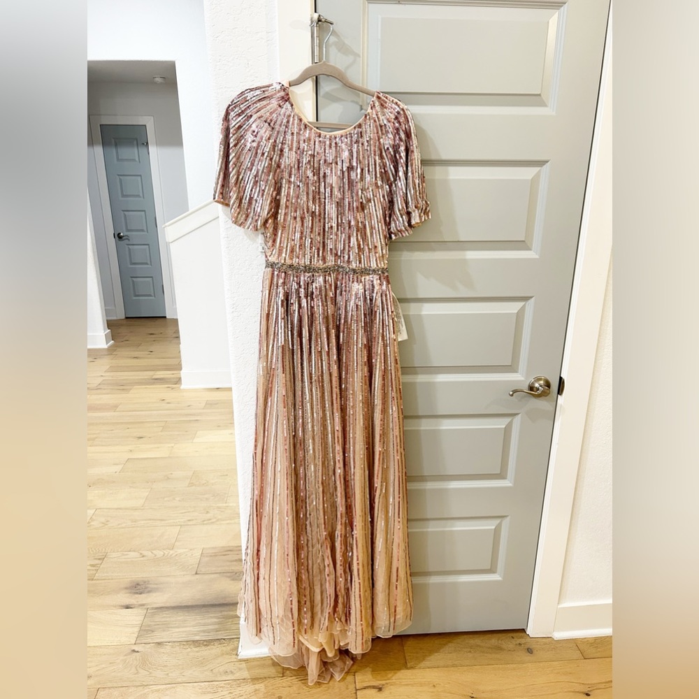 NWT Mac Duggal 4913M Rose Pink Sequin Embellished Gown - Picture 3 of 10